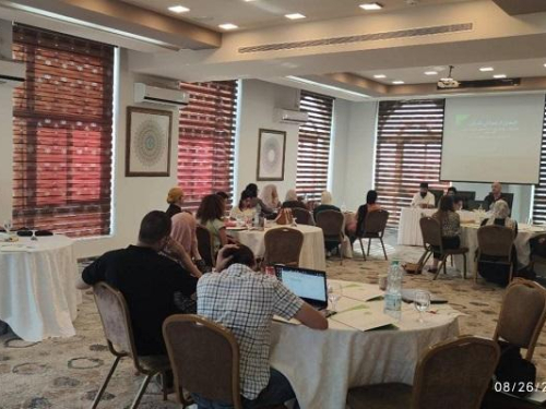 حملة يخرج أكثر من 20 مدرب/ة في مجال الأمان الرقمي